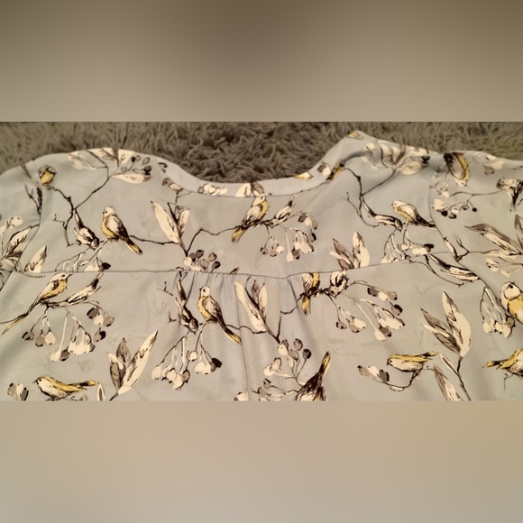 T Tahiti Woman Plus-Size Blouse - Picture 4 of 6